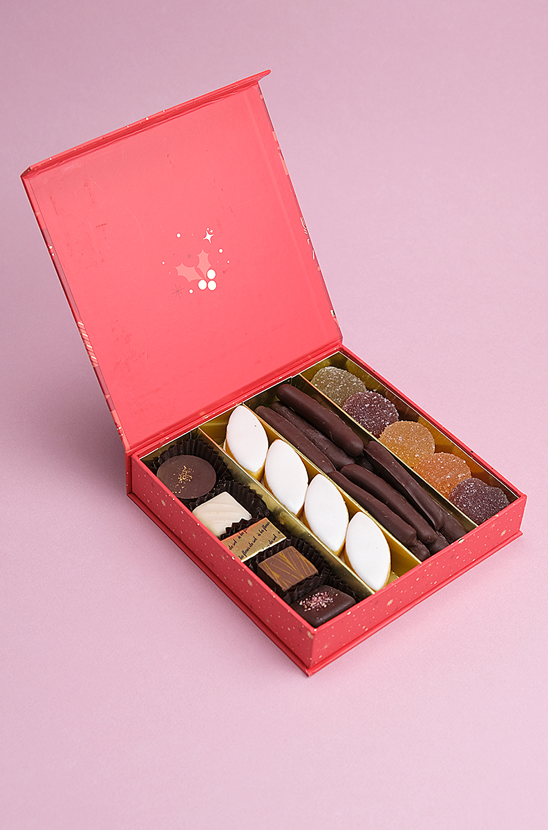 Coffret dégustation rouge et or de Noël - Confiseries et chocolats de Noël